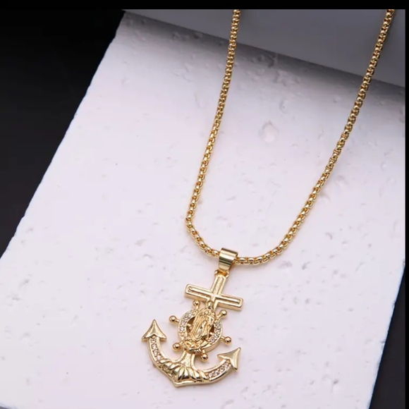 GOLD OR SILVER ANCHOR NECKLACE - Picture 7 of 9